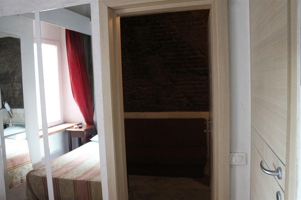 Mazzini 16 Downtown Hotel Pisa Kültér fotó